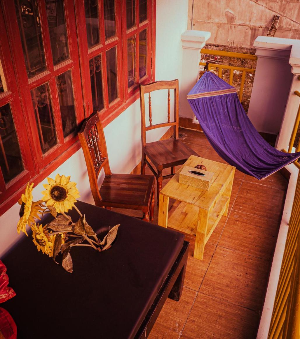 Island View Hostel Σίχανουκβιλ Εξωτερικό φωτογραφία