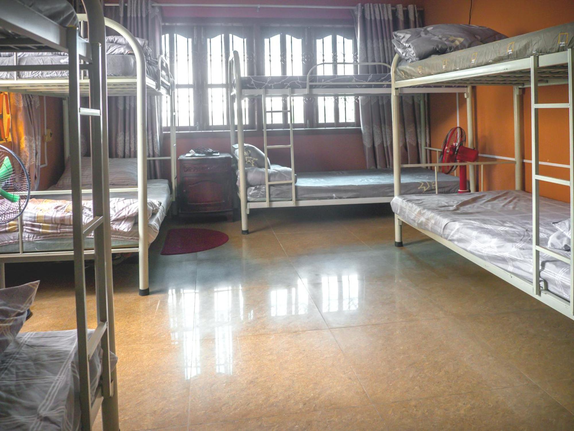 Island View Hostel Σίχανουκβιλ Εξωτερικό φωτογραφία